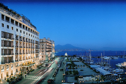 Neapel, Grand Hotel Vesuvio
